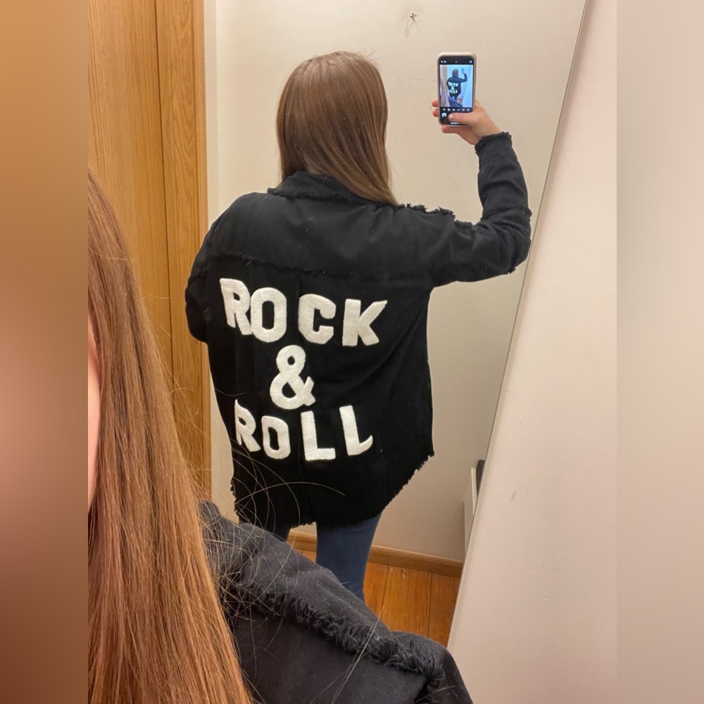 Elan Jacket - Multiple Sizes